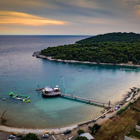 Villa Mara Пула Екстериор снимка
