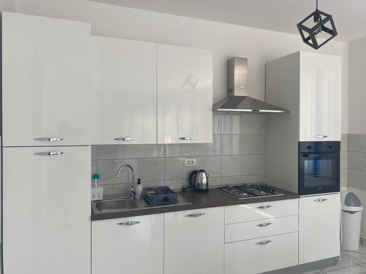 Villa Mara Пула Екстериор снимка