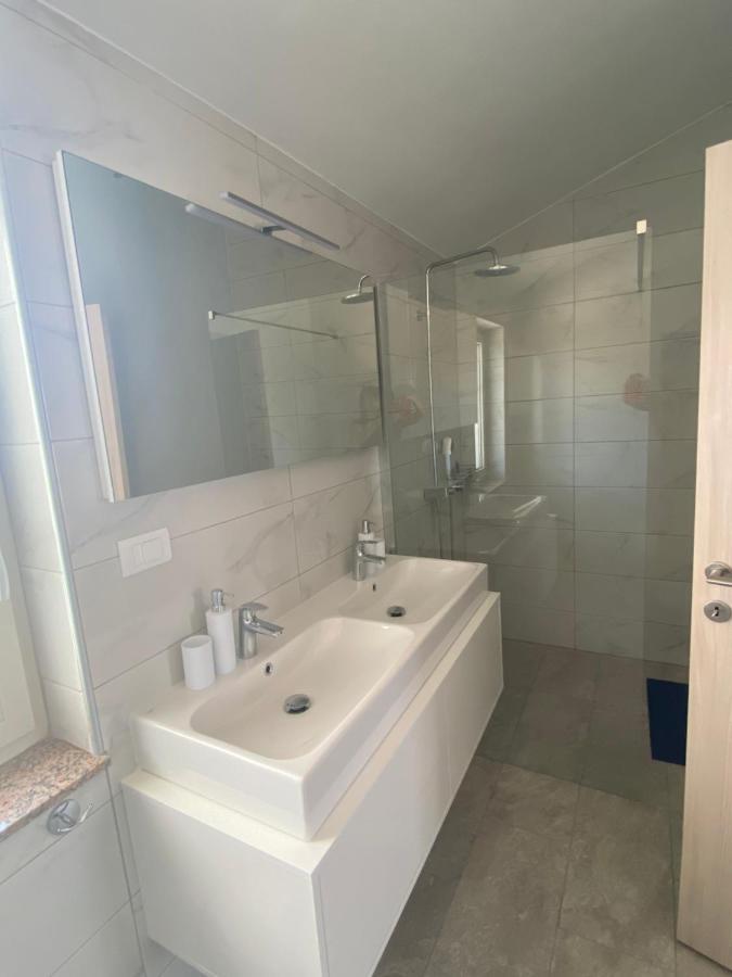 Villa Mara Пула Екстериор снимка