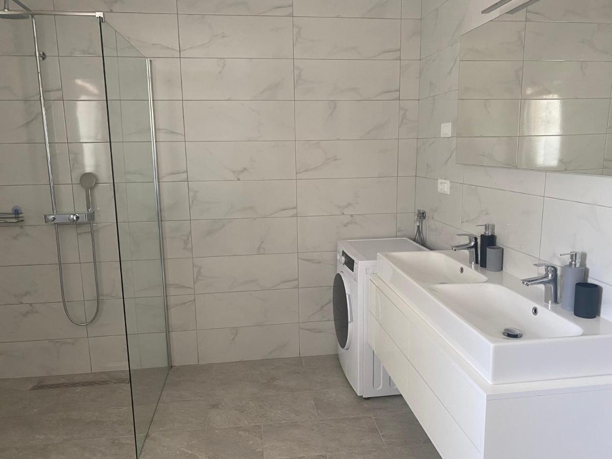 Villa Mara Пула Екстериор снимка