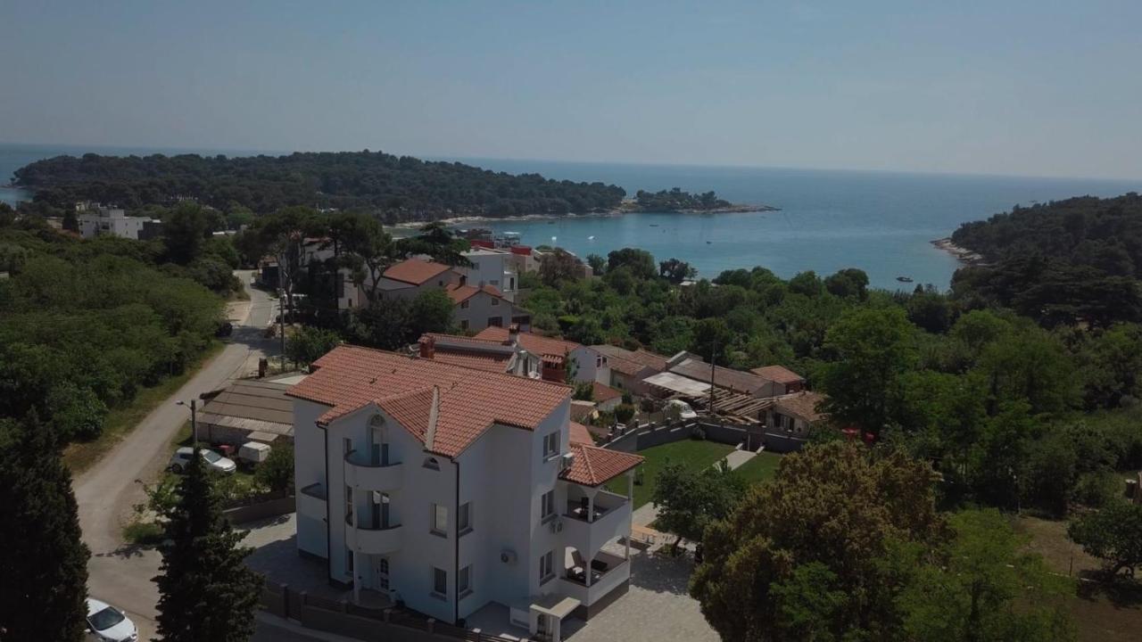 Villa Mara Пула Екстериор снимка